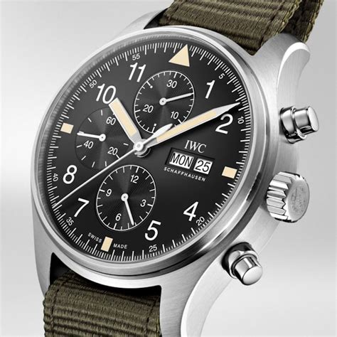 hodinkee iwc pilot.